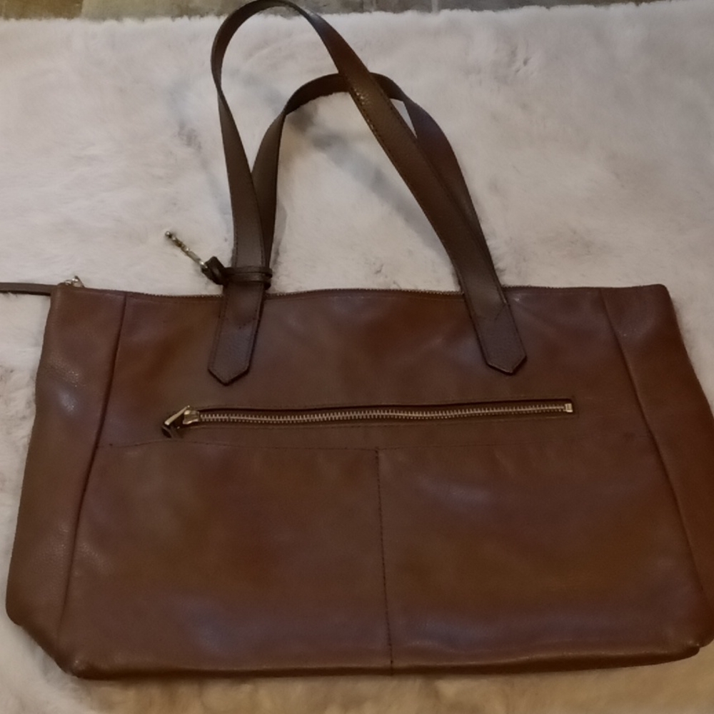 Fossil Tote - Picture 1 of 15
